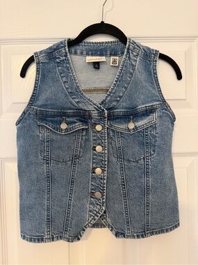 Universal Thread Light Blue Denim Vest